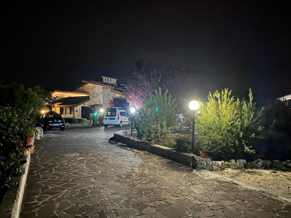 Case Vacanza E Camere In Villa Isabella Con Parcheggio Custodito E Wifi 乔亚德尔科尔 外观 照片